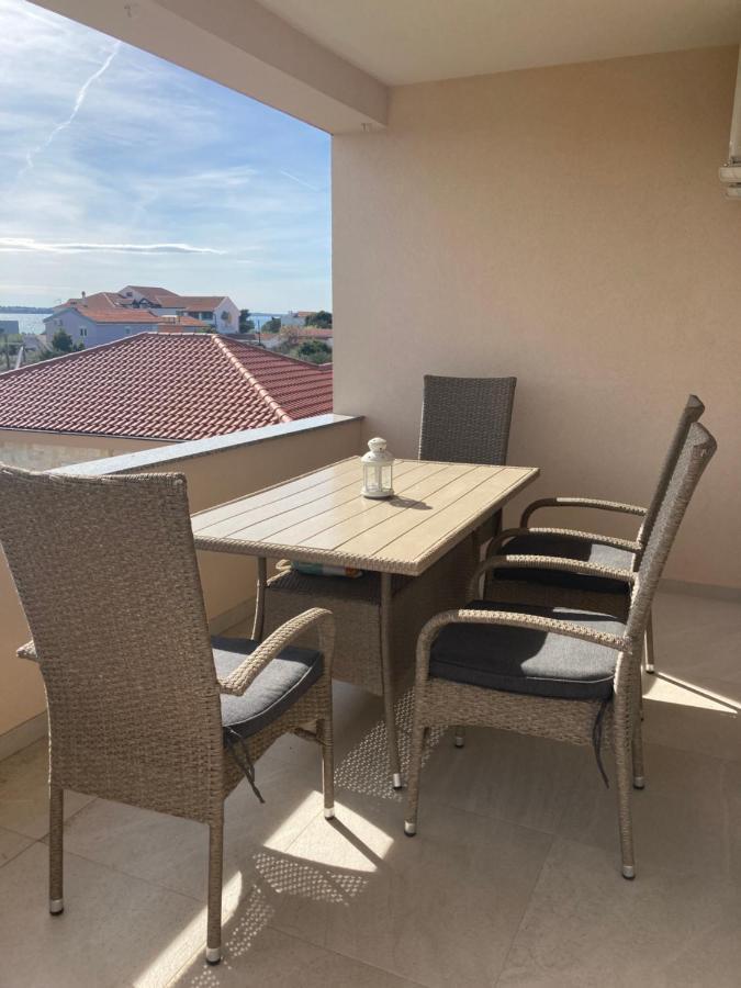 Apartman Hmelina Vrsi Exterior photo